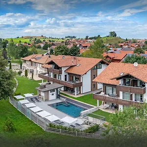 https://villa-diamant.com-bavaria.com