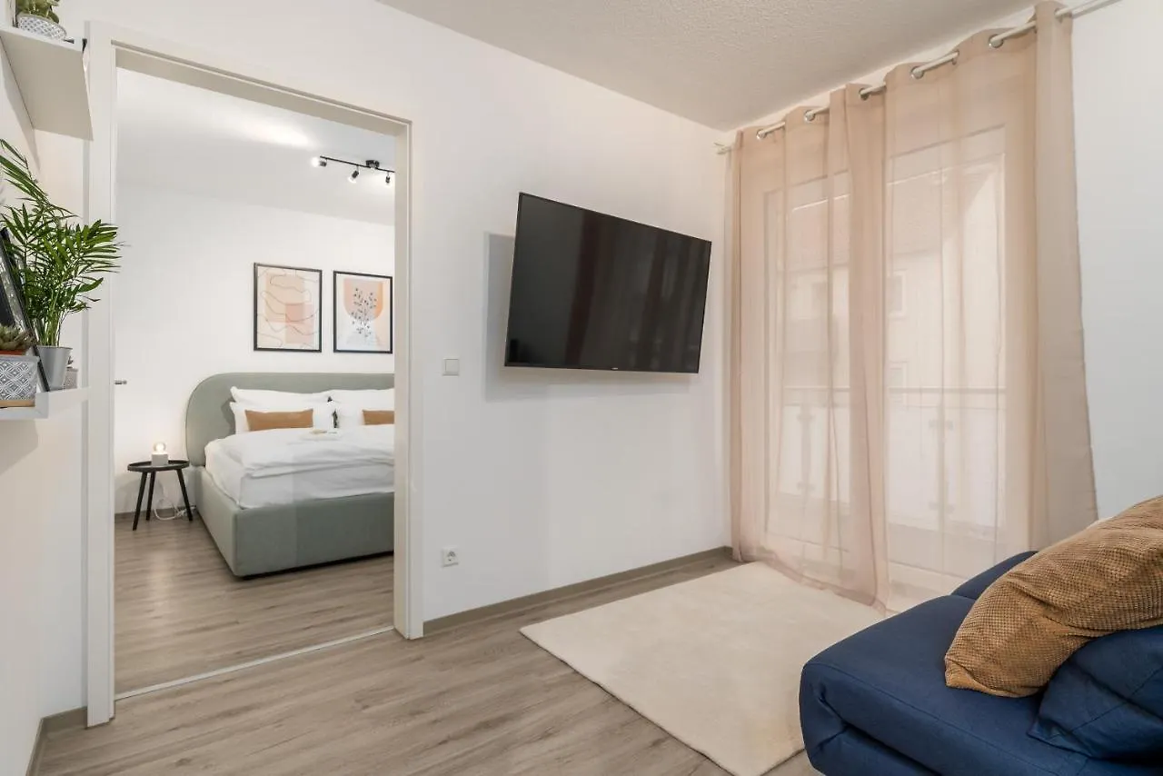 Liberty Home Platinum - Apartments Ганновер 0*,  Германия