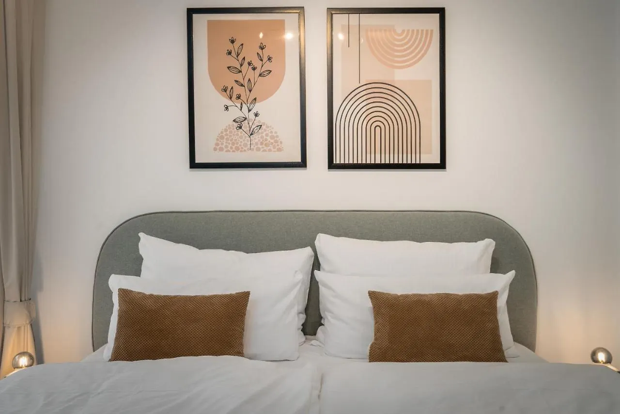 Liberty Home Platinum - Apartments Ганновер