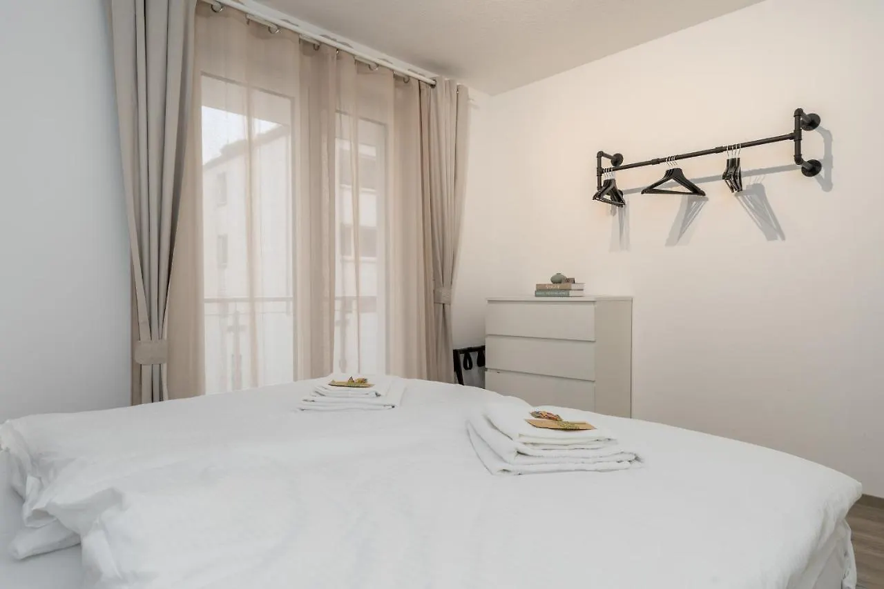 Liberty Home Platinum - Apartments Ганновер