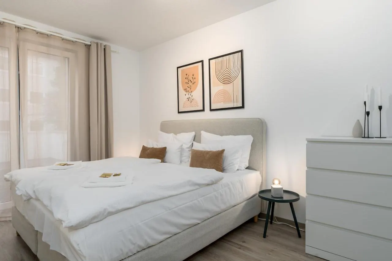 Liberty Home Platinum - Apartments Ганновер