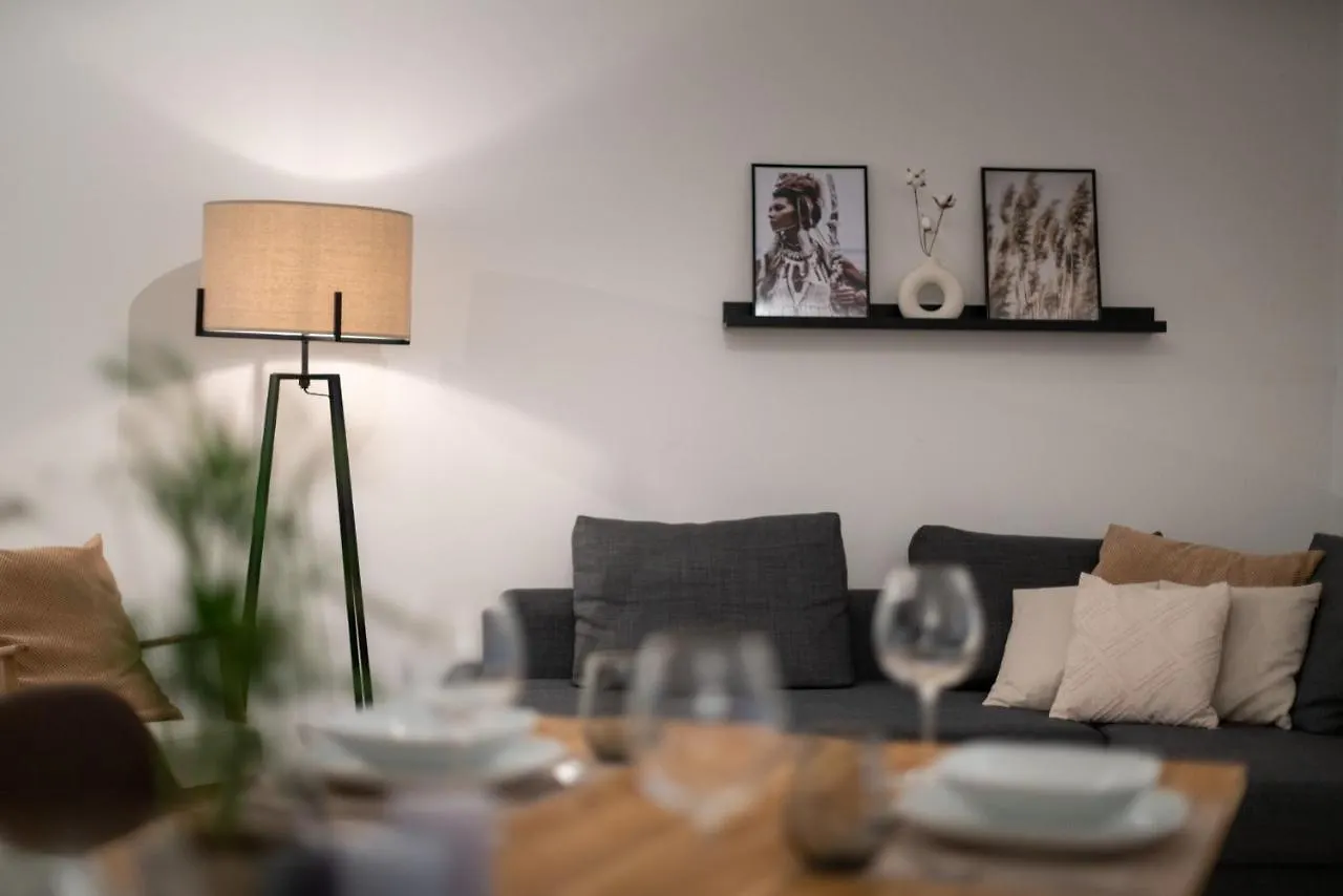 Liberty Home Platinum - Apartments Ганновер